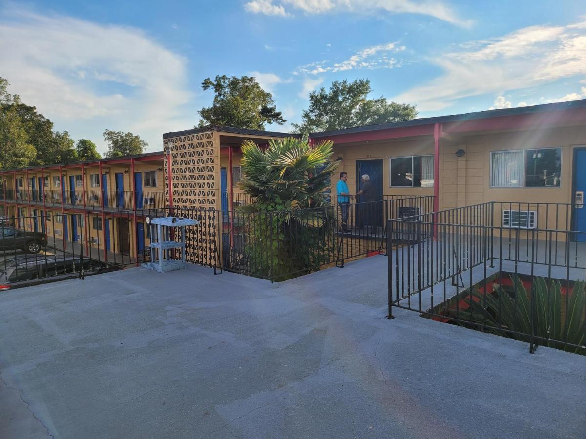 Relax Inn Lucedale Exterior foto